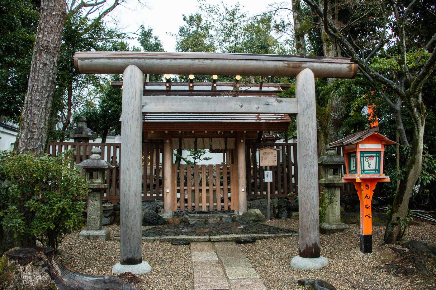 末社 本殿東南邊的大神宮,祭祀天照大神及豐受大御神