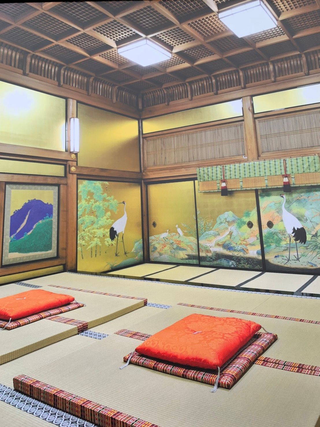 「格子天井（折り上げ天井）」 室內禁止攝影 翻拍簡介