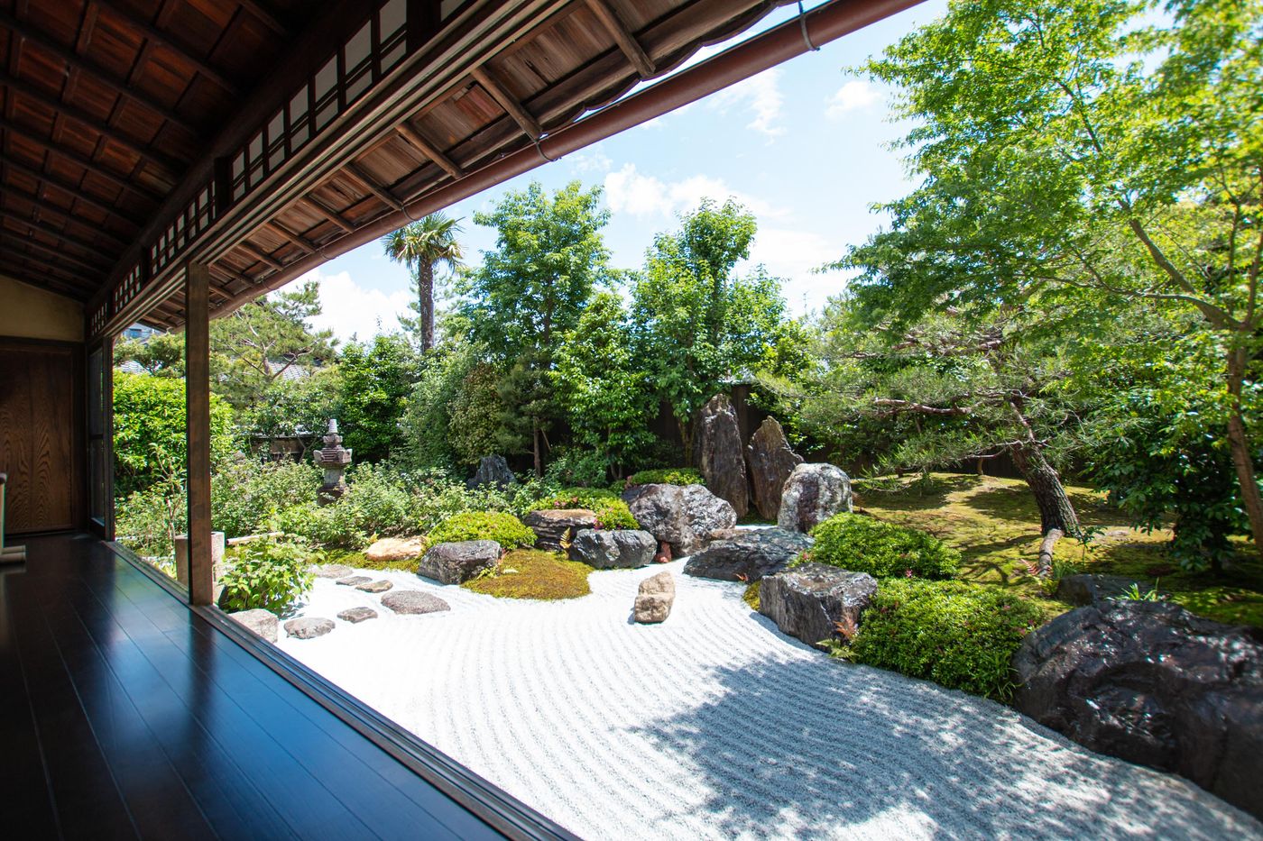 新庭園