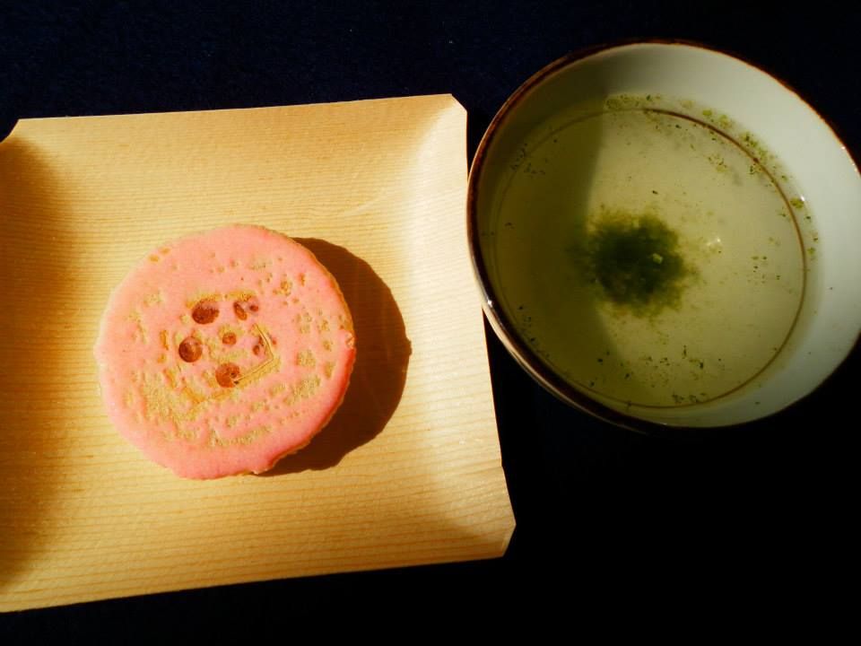 應景的梅花仙貝