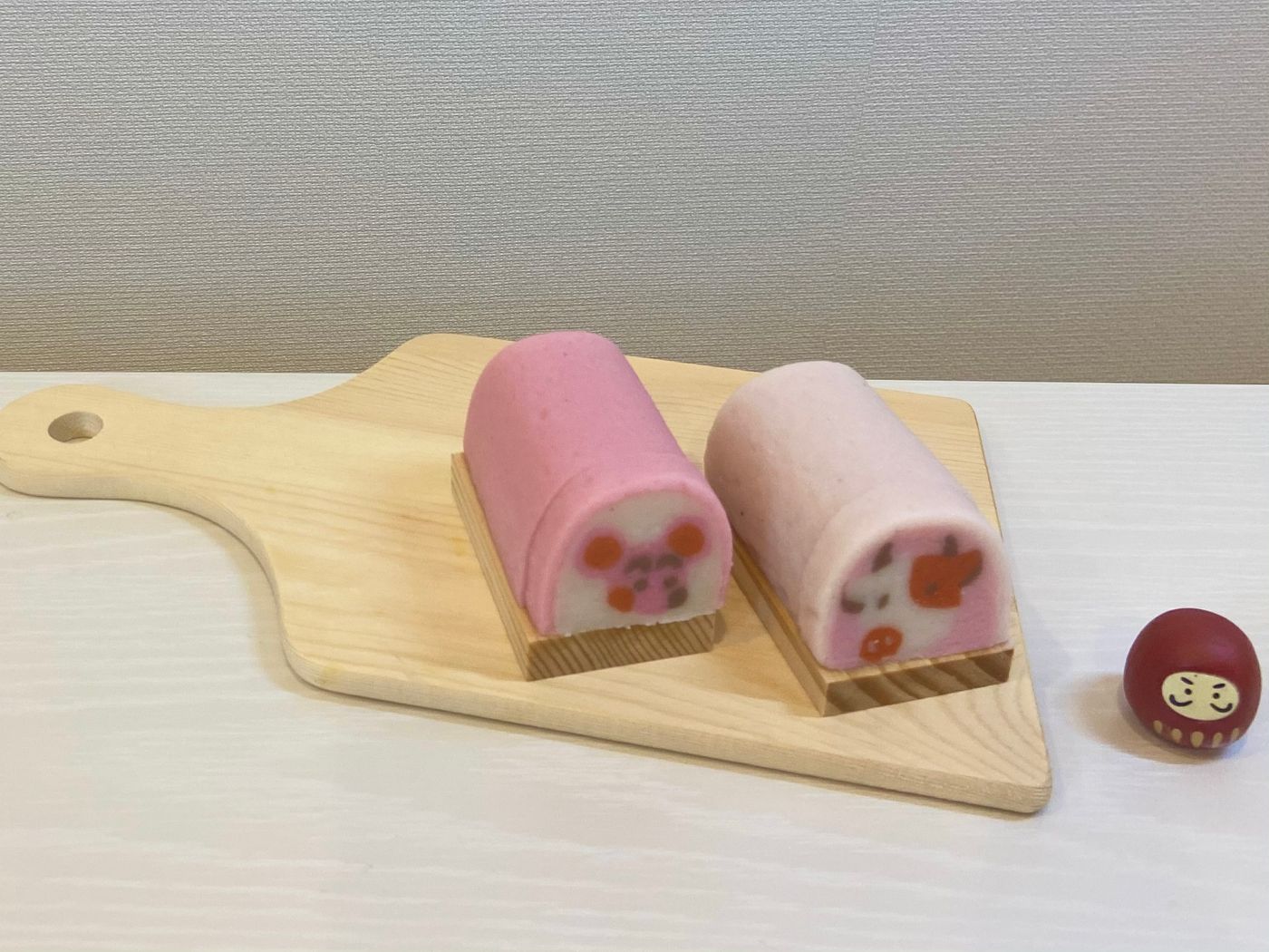 出走日本 Living In Japan 3 哈囉 21年 日本年節料理 紅白魚板 Pinn Icho Yoyo