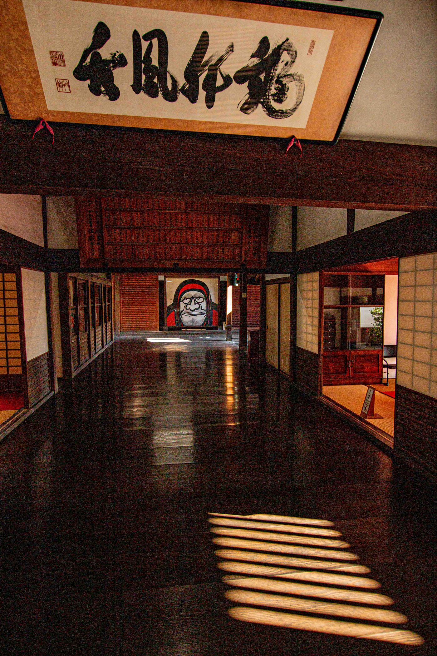 等持院同為天龍寺派,出現眼熟的達摩, 前館長觀牧翁老師所繪
