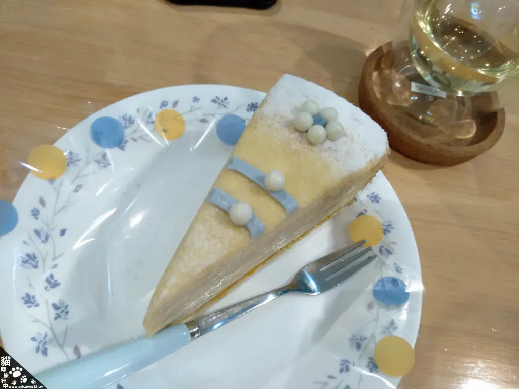 台南 深藍咖啡館 千層蛋糕